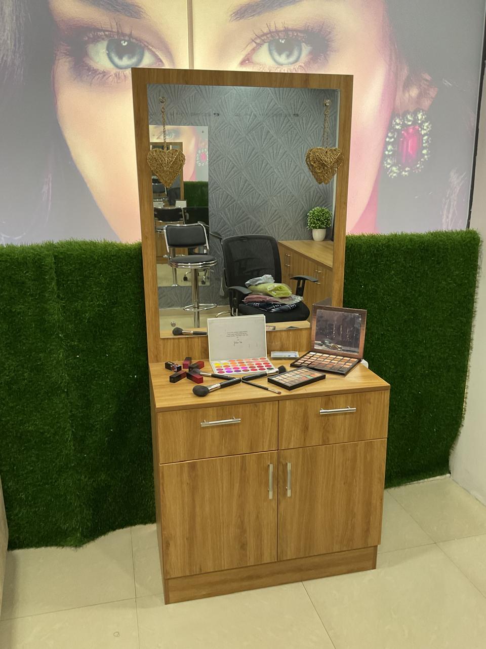 Luxury Salon Interior